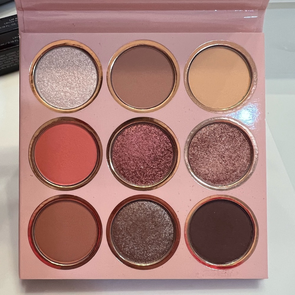 Kylie “Koko” eyeshadow palette